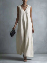 Full Size V-Neck Sleeveless Maxi Dress Plus Size - photo produit 1 - VELZAR