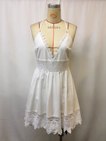Full Size Lace Trimmed V-Neck Mini Dress Plus Size - photo produit 3 - VELZAR