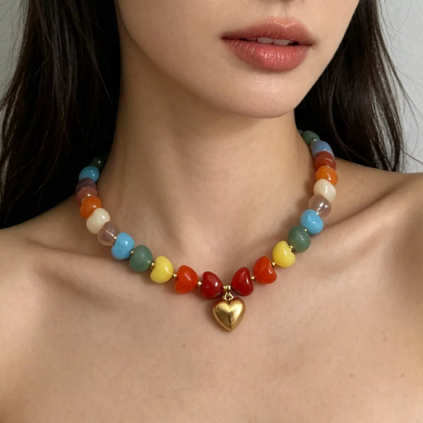 Colorful Heart Pendant Beaded Collarbone Necklace with multi-colored beads and 18K gold-plated heart charm, perfect bijoux for femme.