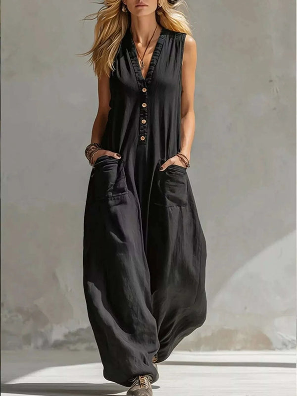 Full Size V-Neck Sleeveless Wide-Leg Jumpsuit Plus Size - photo produit 1 - VELZAR