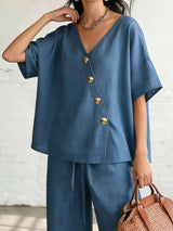 Full Size Surplice Half Sleeve Top and Wide-Leg Pants Set Plus Size - photo produit 2 - VELZAR